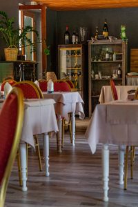 Salle de restaurant vue de près